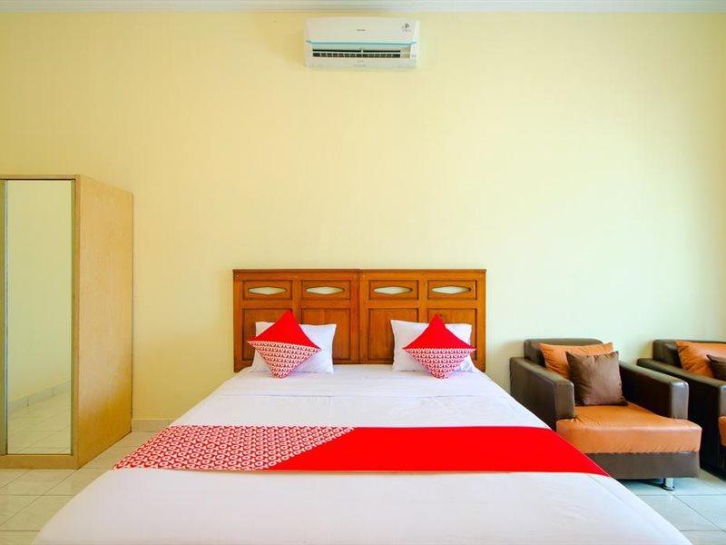 Hotel Reddoorz Syariah Near Alun Alun Wonosari Exterior foto