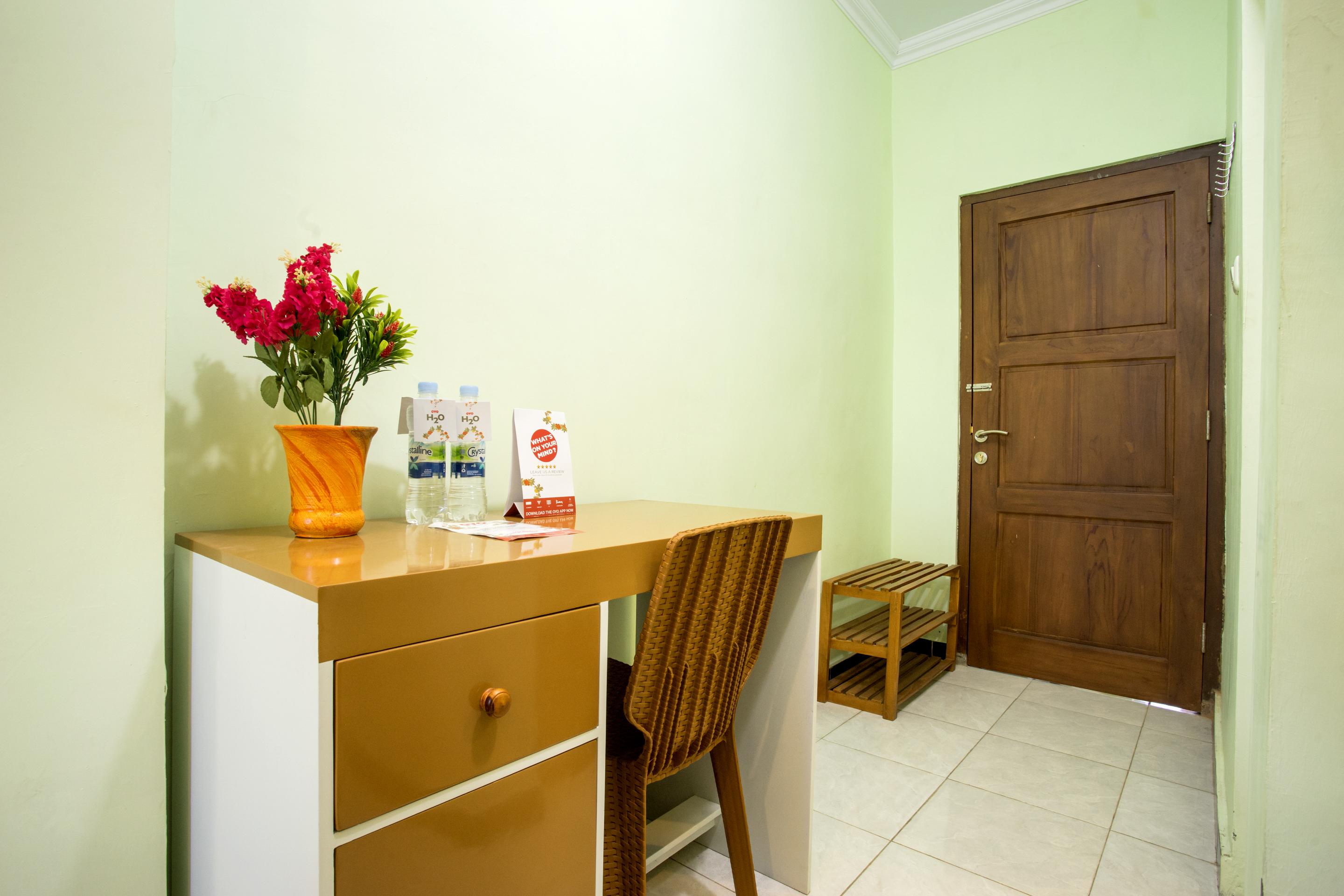 Hotel Reddoorz Syariah Near Alun Alun Wonosari Exterior foto